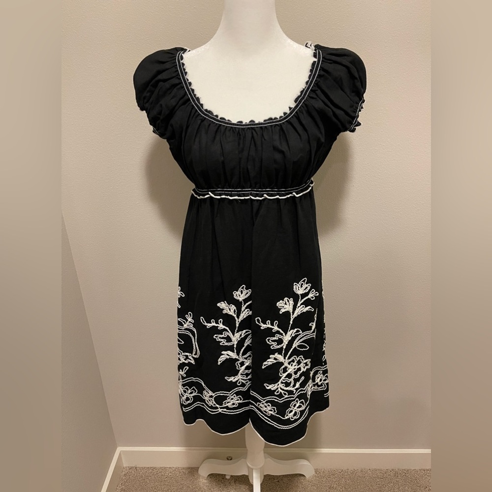 Max Edition Empire Waist, Embroidered Dress